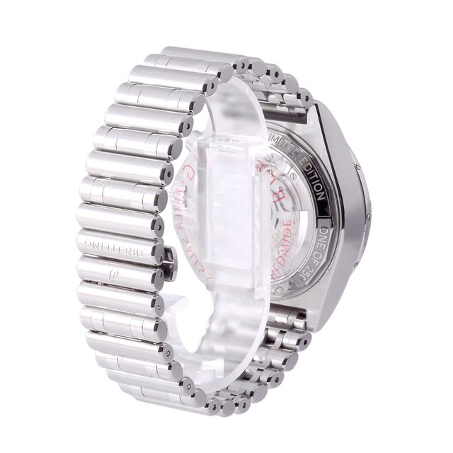 Breitling Chronomat B01 42 AB0134 Image 3